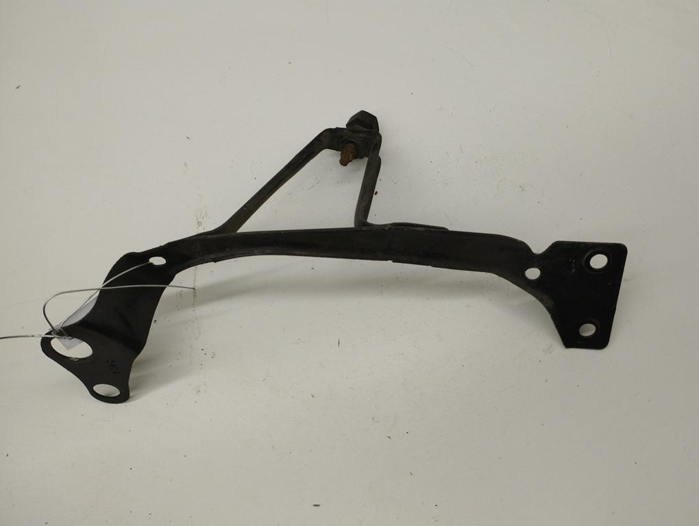 кронштейн переднего бампера Audi A4 B6 2003, 1.8 л., Ti, бензин, АКПП, серый, седан, 8E0805538