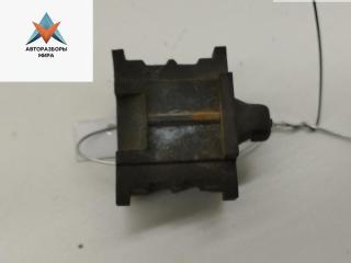 кронштейн радиатора Audi A4 B5 [рестайлинг] 1999, 1.8 л., бензин, МКПП, серый, универсал