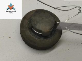 кронштейн радиатора Audi A4 B5 [рестайлинг] 1999, 1.8 л., бензин, МКПП, серый, универсал, 8D0121275