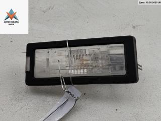 подсветка номера Renault Captur 1 поколение 2016, 1.2 л., бензин, АКПП, серый, внедорожник 5 дв., 8200013577