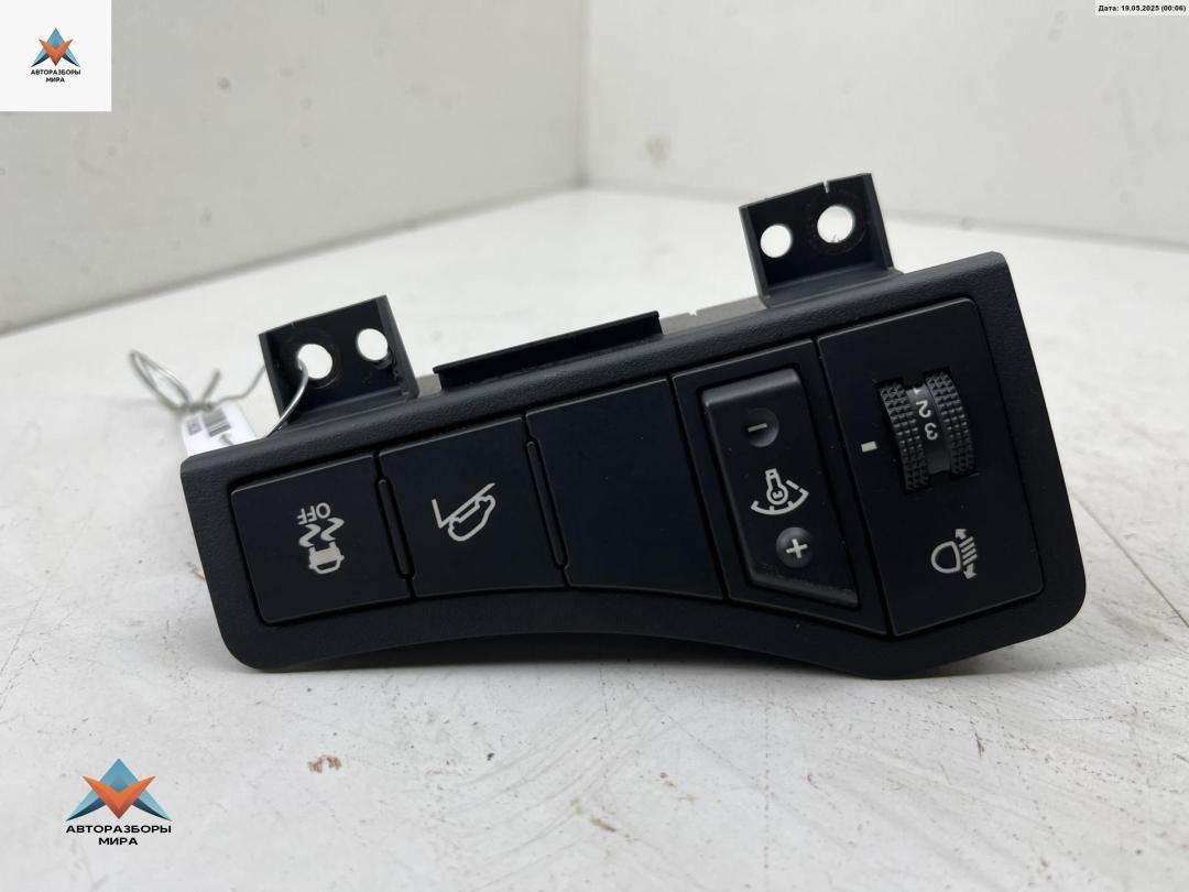 кнопка корректора фар Kia Sportage 3 поколение 2012, 2.0 л., бензин, МКПП, чёрный, внедорожник 5 дв., 93700-3U120WK - фото №1