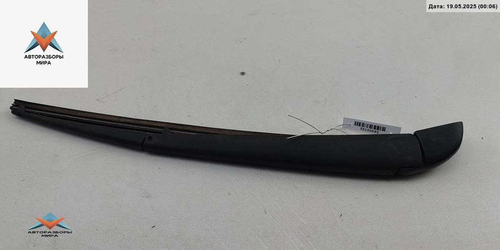 Щеткодержатель (поводок стеклоочистителя) задний Mitsubishi Lancer 9 поколение 2003, 2.0 л., бензин, МКПП, синий, универсал - фото №1