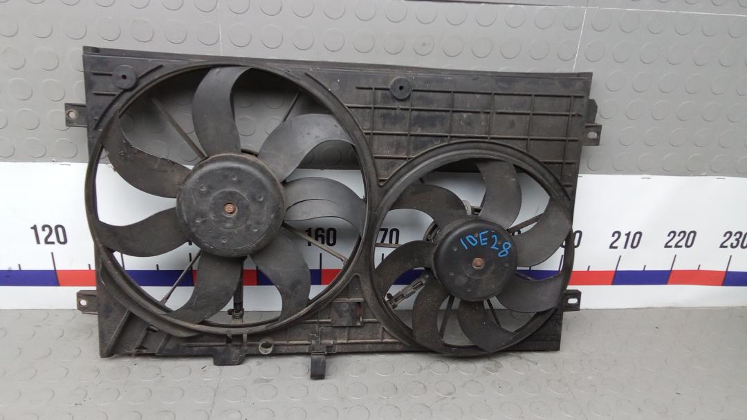 вентилятор радиатора Volkswagen Touran 1 поколение 2004, 1.6 л., бензин, МКПП, минивэн, 1K0998455 - фото №1