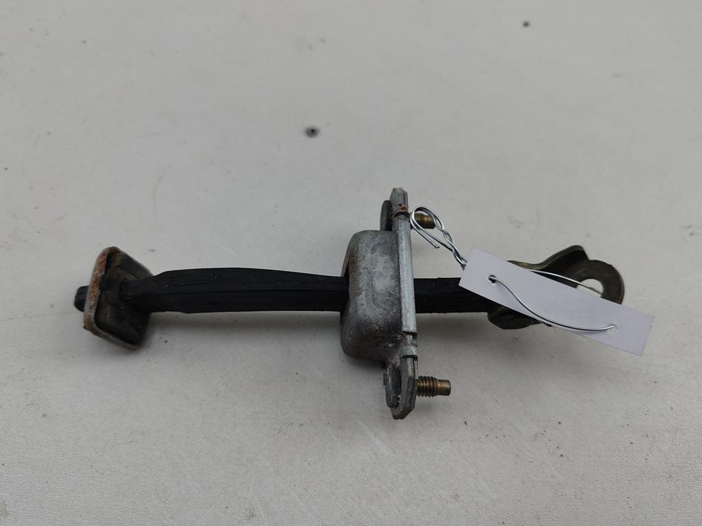Ограничитель открывания двери задней Subaru Impreza 2001, универсал