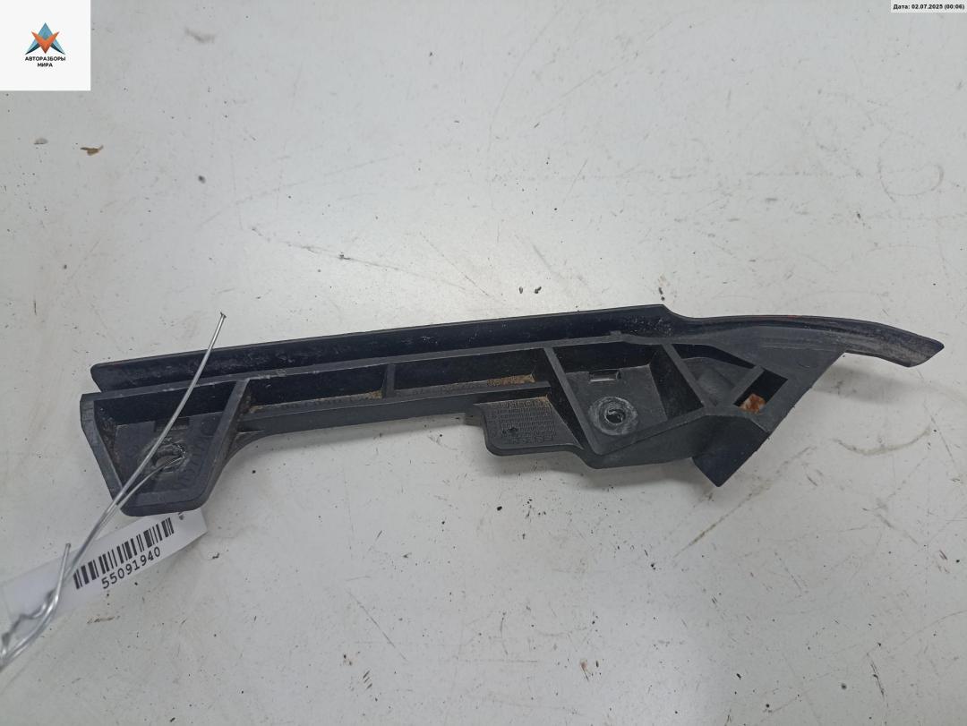 кронштейн переднего бампера Opel Astra G 1998, 1.6 л., бензин, МКПП, красный, хетчбэк 5 дв., 90559499 - фото №1