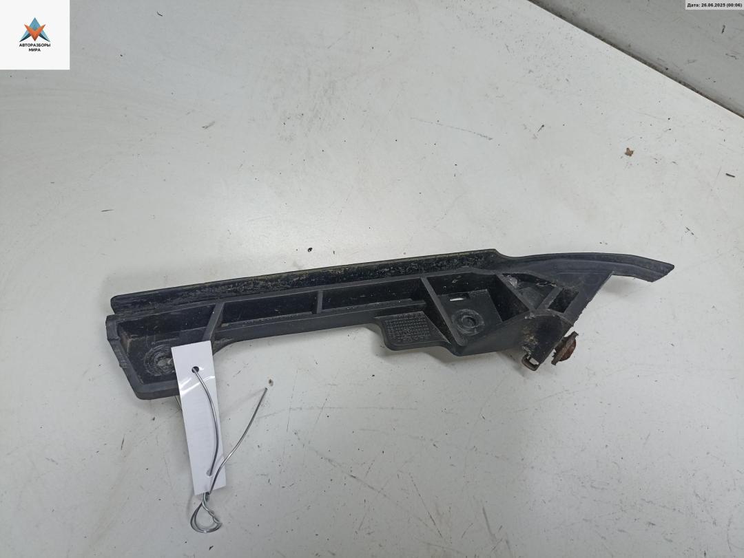 кронштейн переднего бампера Opel Astra G 1998, 1.8 л., бензин, МКПП, серый, хетчбэк 5 дв., 90559499 - фото №1