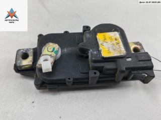 активатор (привод) замка двери SsangYong Musso 1 поколение 1996, 2.3 л., бензин, АКПП, синий, внедорожник 5 дв.