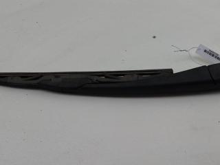 Щеткодержатель (поводок стеклоочистителя) задний Kia Sportage 2012, 2.0 л., бензин, МКПП, чёрный, внедорожник 5 дв.