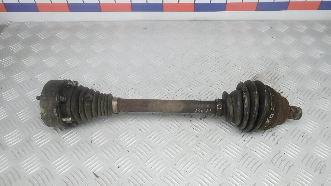 полуось передняя левая (приводной вал, ШРУС) Volkswagen Touran 1 поколение 2004, 1.6 л., бензин, МКПП, минивэн, 1K0407271BK, 1K0407451LX - фото №1