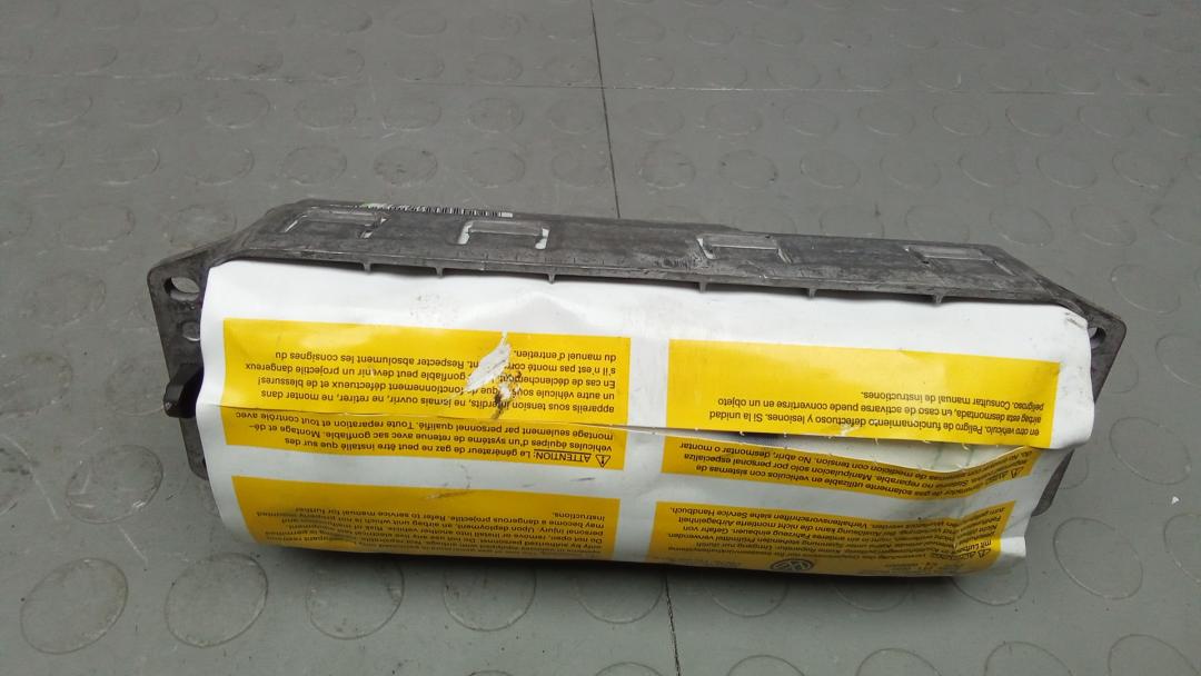 подушка безопасности пассажира Volkswagen Touran 1 поколение 2004, 2.0 л., бензин, МКПП, минивэн - фото №1