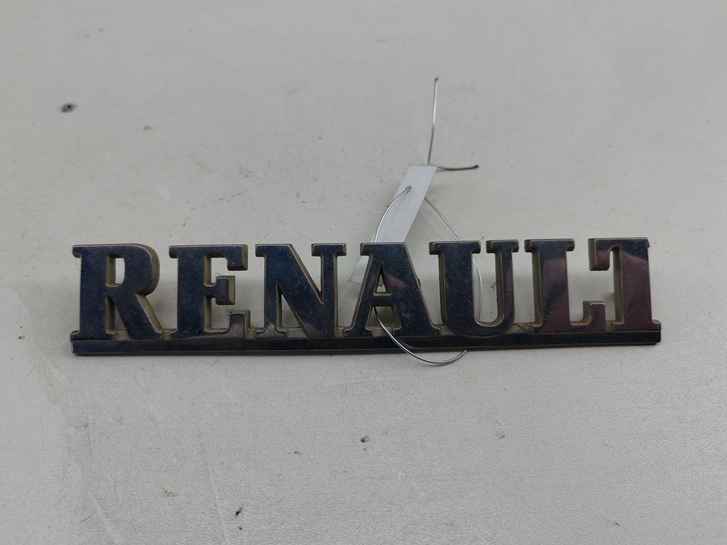 эмблема Renault Scenic 1 поколение 1998, 1.6 л., бензин, МКПП, красный, минивэн - фото №1