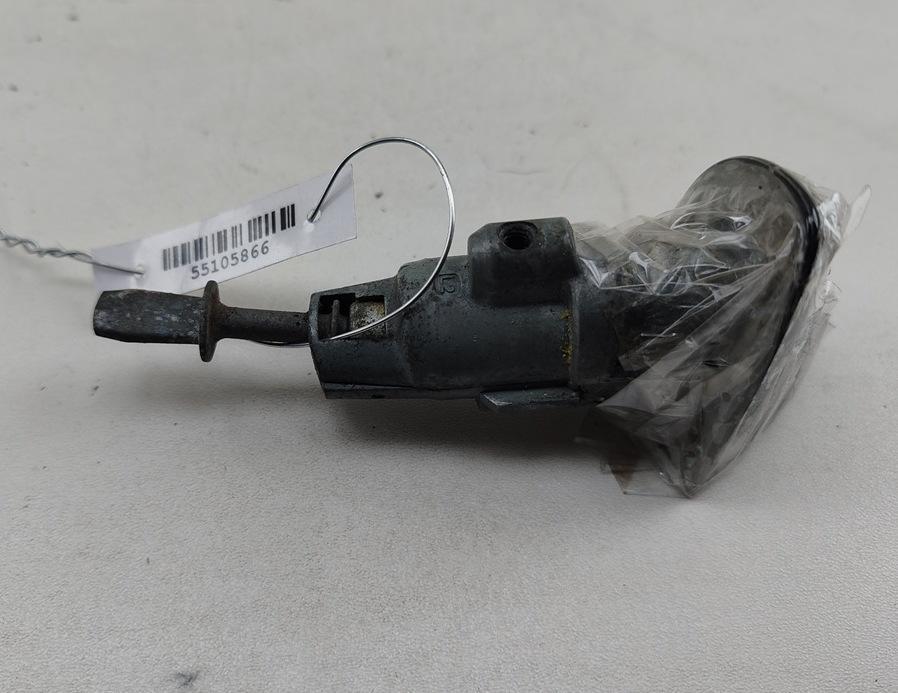 личинка дверного замка Volkswagen Passat B6 2006, 2.0 л., дизель, МКПП, чёрный, универсал, 3C0837157