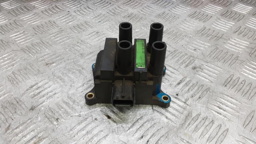 катушка зажигания Mazda 6 GG 2002, 1.8 л., бензин, МКПП, универсал, L81318100 - фото №1