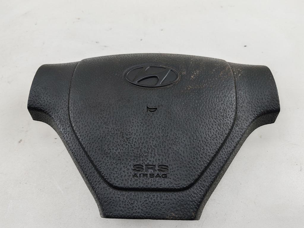 подушка безопасности водителя Hyundai Getz 2002, 1.3 л., бензин, МКПП, красный, хетчбэк 5 дв., 027D0784TB56106A