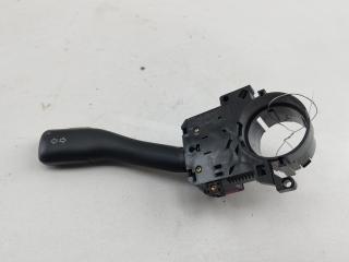 переключатель поворотов Volkswagen Golf 4 поколение 1997, 1.4 л., бензин, МКПП, красный, хетчбэк 5 дв., 8L0953513