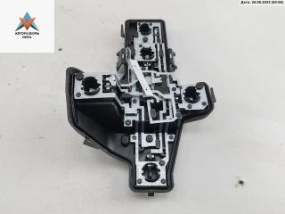 панель заднего левого фонаря Volkswagen Touran 1 поколение 2005, 1.6 л., бензин, МКПП, зелёный, минивэн, 1T0945257