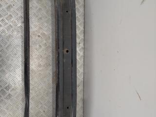 усилитель бампера переднего Fiat Grande Punto 1 поколение 2007, 1.2 л., бензин, МКПП, синий, хетчбэк 5 дв.