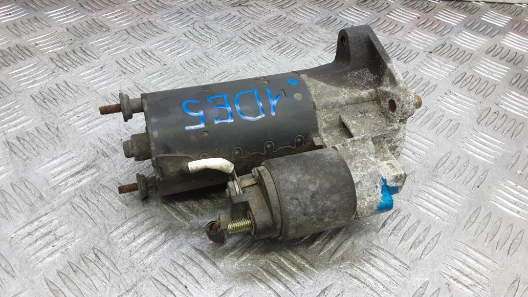 стартер Volvo V70 2 поколение 2003, 2.4 л., бензин, МКПП, универсал, 8251551, 36002496 - фото №1