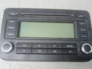 магнитола Volkswagen Golf Plus 1 поколение 2007, 1.6 л., бензин, МКПП, хетчбэк 5 дв.