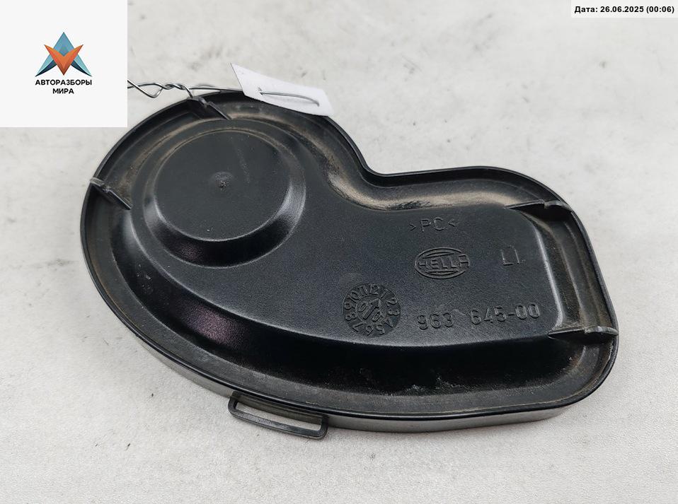 крышка фары Volkswagen Bora 1 поколение 1999, 2.3 л., бензин, МКПП, чёрный, универсал, 96364500 - фото №1