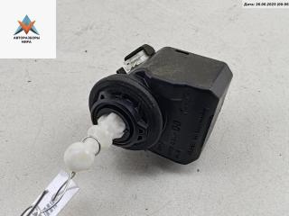 корректор фар Volkswagen Passat B6 2006, 2.0 л., дизель, МКПП, чёрный, универсал, 008830OO