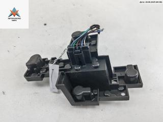 панель заднего левого фонаря Renault Laguna 3 поколение 2009, 2.0 л., бензин, МКПП, чёрный, универсал