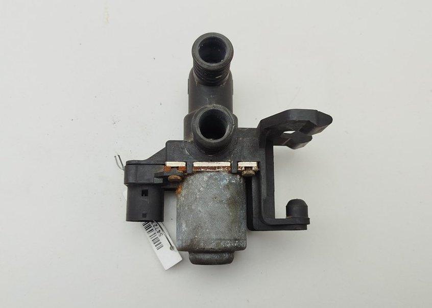 кран отопителя (печки) BMW 3 E36 1999, 1.9 л., бензин, АКПП, красный, хетчбэк 3 дв., 8375443