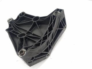 кронштейн компрессора кондиционера BMW X3 E83 [рестайлинг] 2006, 3.0 л., дизель, МКПП, чёрный, внедорожник 5 дв., 64557792202, 7792202