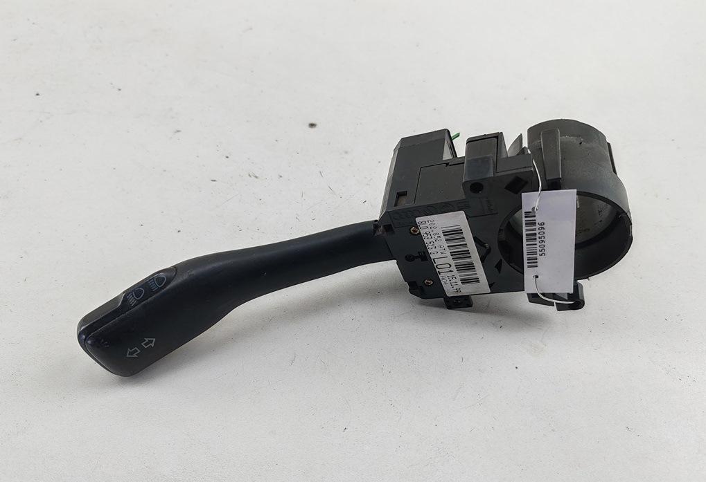 переключатель поворотов Volkswagen Passat B5 1997, 1.9 л., дизель, МКПП, синий, универсал, 8L0953513G