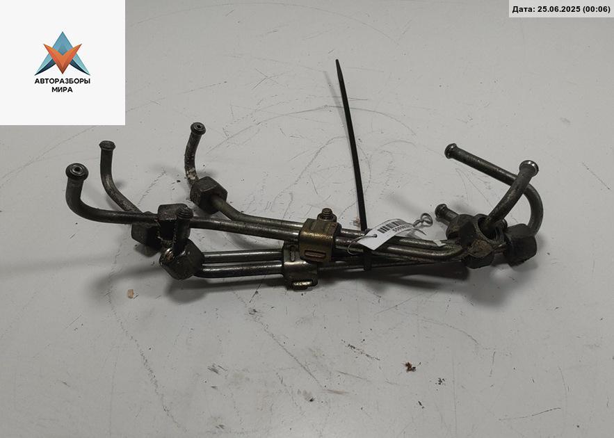 трубка топливная SEAT Toledo 2 поколение 2002, 1.9 л., дизель, 028130201S - фото №1