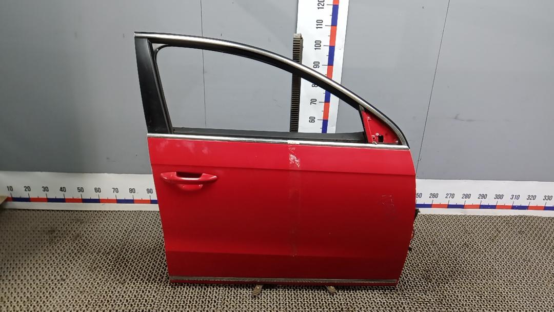 дверь передняя правая Volkswagen Passat B7 2012, 2.0 л., дизель, МКПП, универсал, 3AA831056 - фото №1