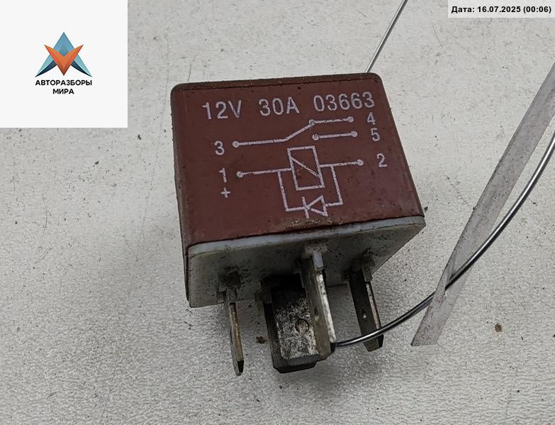 реле (прочие) Volkswagen LT 2 поколение 2005, 2.5 л., дизель, МКПП, белый, микроавтобус, 03663 - фото №1