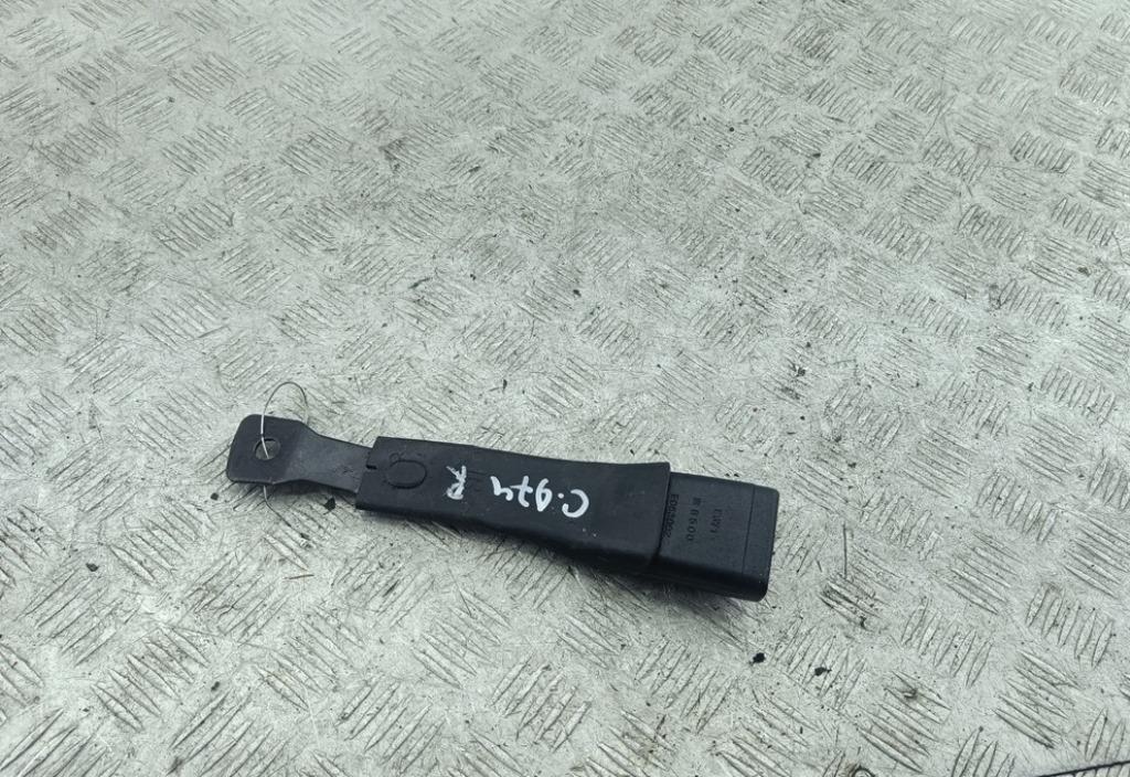 замок ремня безопасности Subaru Forester 2006, 2.0 л., бензин, МКПП, чёрный, внедорожник 5 дв., E063002