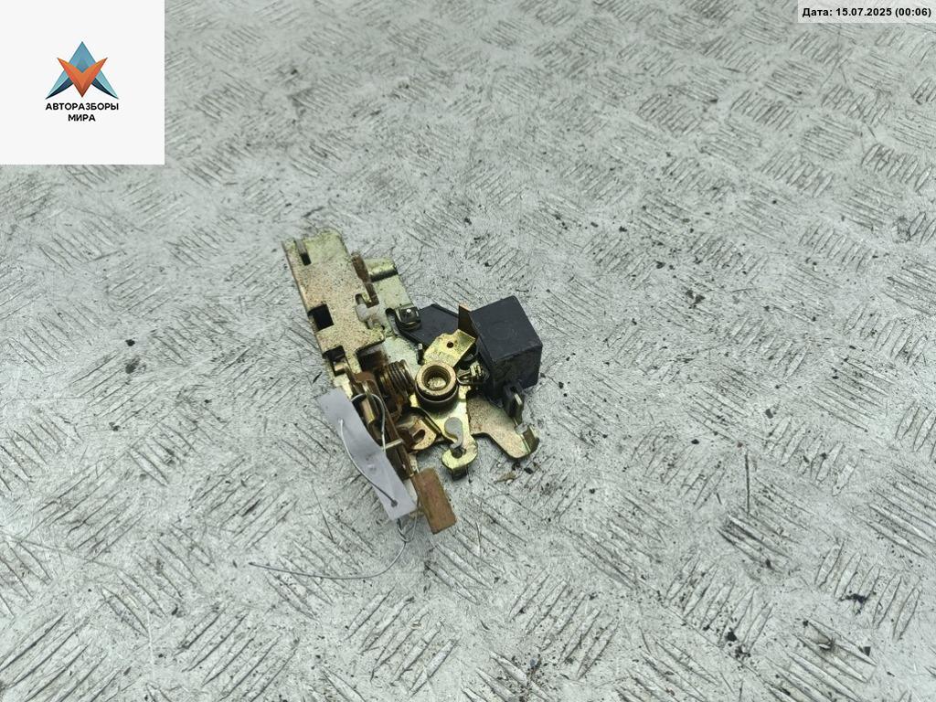 замок двери передней правой Volkswagen LT 2 поколение 2005, 2.5 л., дизель, МКПП, белый, микроавтобус, A9017201035 - фото №1