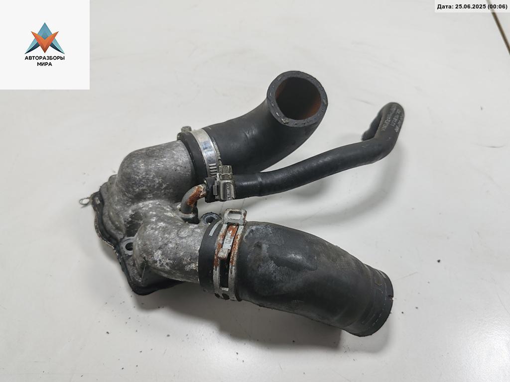 корпус термостата Opel Signum C 2003, 2.2 л., дизель, АКПП, серый, хетчбэк 5 дв., 24420728 - фото №1