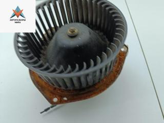 моторчик печки SsangYong Musso 1 поколение 1996, 2.3 л., бензин, АКПП, синий, внедорожник 5 дв.