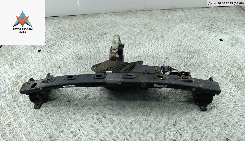 прицепное устройство (фаркоп) BMW 5 серия F07/F10/F11 2012, 3.0 л., дизель, АКПП, чёрный, универсал, 71606865772 - фото №1