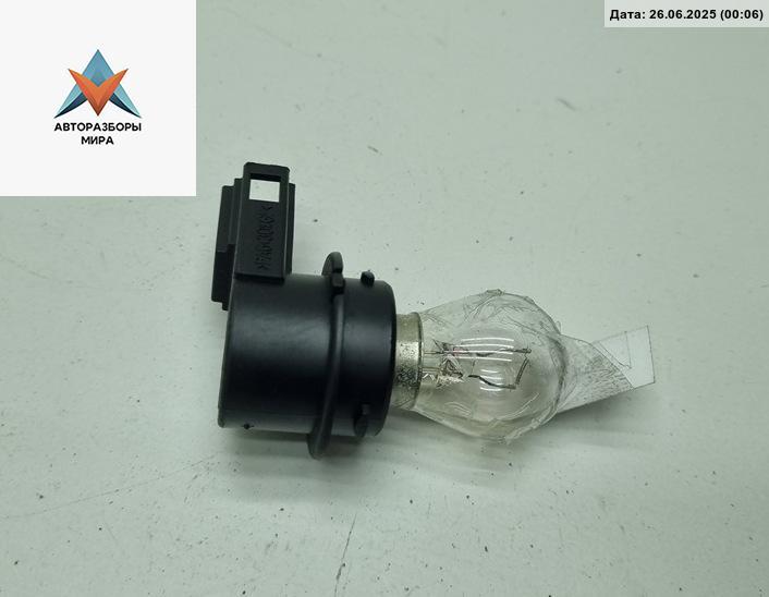 Патрон лампы фонаря Volkswagen Passat B6 2005, 2.0 л., дизель, МКПП, серый, универсал, 1K694525932CP - фото №1