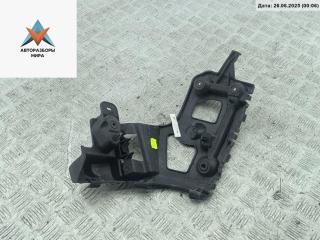 кронштейн заднего бампера Renault Captur 1 поколение 2016, 1.2 л., бензин, АКПП, серый, внедорожник 5 дв., 852220257R