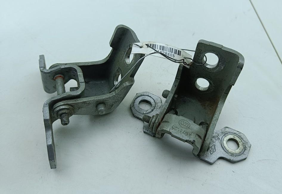 петля двери Renault Captur 2016, серый, внедорожник 5 дв., 804010016R