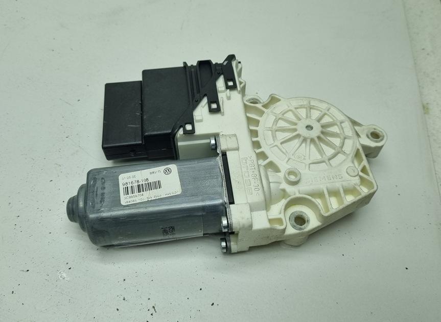 моторчик стеклоподъемника задний правый Volkswagen Passat B6 2005, 2.0 л., дизель, МКПП, серый, универсал, 975281200 - фото №1