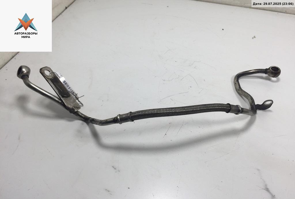 Трубка масляная турбины Skoda Octavia mk1 (A4 1U) 1999, 1.8 л., бензин, МКПП, чёрный, универсал, 06A145778H - фото №1