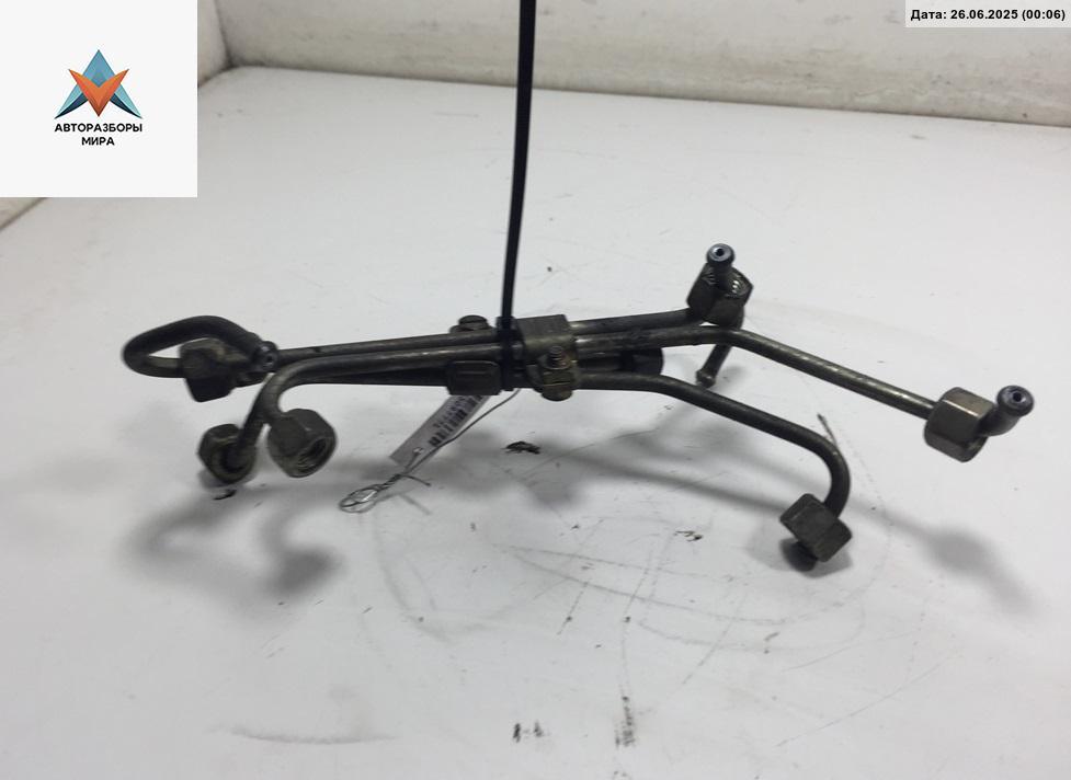 трубка топливная Skoda Octavia mk1 (A4 1U) 2003, 1.9 л., дизель - фото №1