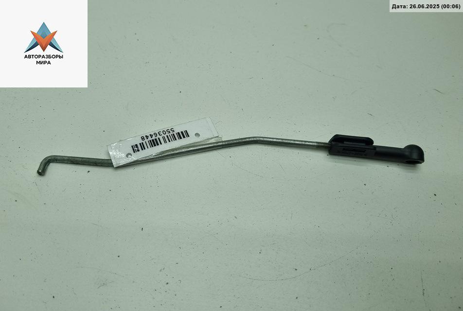 трос открывания багажника Volkswagen Passat B5 1997, 1.6 л., бензин, МКПП, серый, седан - фото №1