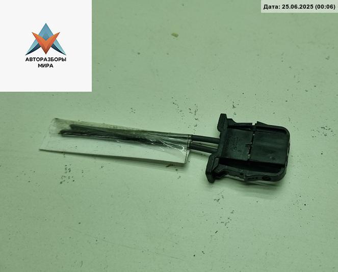 разъем (фишка) проводки Volkswagen Passat B6 2005, 2.0 л., дизель, МКПП, серый, универсал, 1J0972923 - фото №1