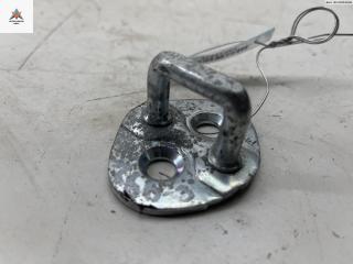 ответная часть (скоба) замка двери Kia Sportage 3 поколение 2012, 2.0 л., бензин, МКПП, чёрный, внедорожник 5 дв.