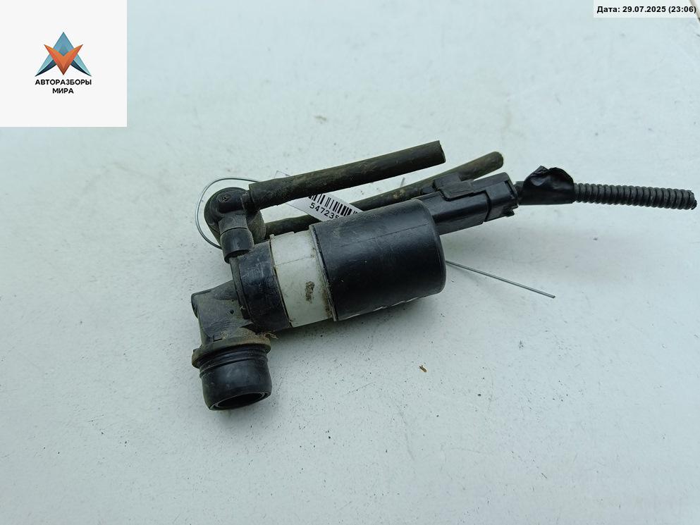 насос (моторчик) омывателя стекла Renault Scenic 3 поколение 2011, чёрный, минивэн, 8200031805 - фото №1