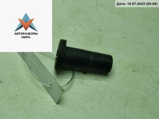 кронштейн радиатора Volkswagen Passat B5 1998, 1.8 л., бензин, МКПП, синий, универсал, 8D0121200