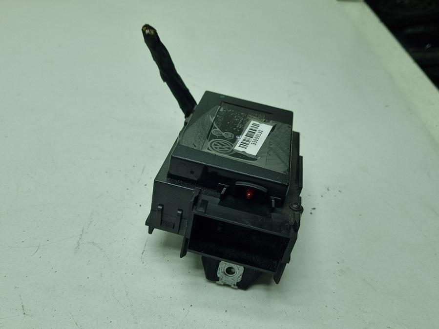 замок зажигания Volkswagen Passat B6 2008, 1.8 л., бензин, МКПП, чёрный, универсал, 3C0905843Q
