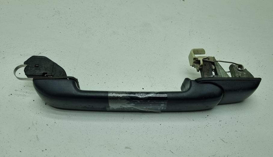 ручка наружная задняя левая Volkswagen Golf-3 1997, 1.6 л., бензин, МКПП, красный, хетчбэк 5 дв.